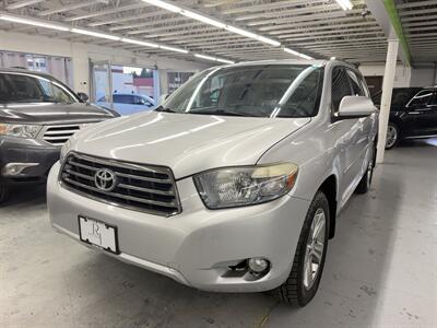 2009 Toyota Highlander Sport ONE OWNER 34 SERVICE REC - Photo 1 - Portland, OR 97267