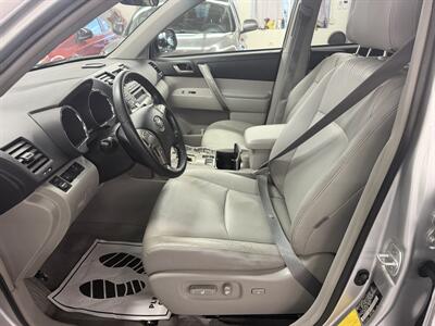 2009 Toyota Highlander Sport ONE OWNER 34 SERVICE REC - Photo 10 - Portland, OR 97267