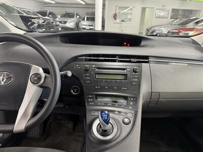 2010 Toyota Prius II (LOW MILES 44K) GREAT DEAL - Photo 11 - Portland, OR 97267