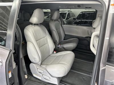 2017 Toyota Sienna XLE 7-Passenger ONE OWNER AWD - Photo 16 - Portland, OR 97267