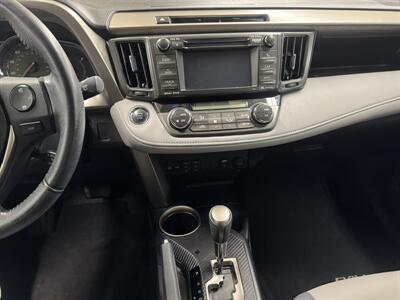 2013 Toyota RAV4 Limited - Photo 16 - Portland, OR 97267