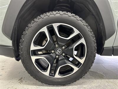 2019 Toyota RAV4 Adventure (LOW MILES 65K) - Photo 17 - Portland, OR 97267