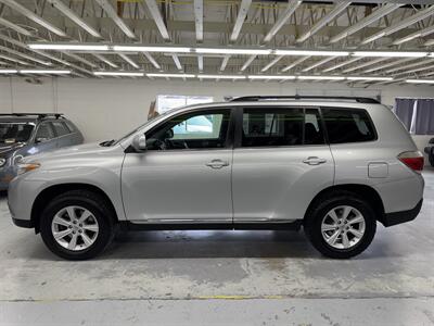 2013 Toyota Highlander SE 2 OWNER 30 SERVICE   - Photo 6 - Portland, OR 97267