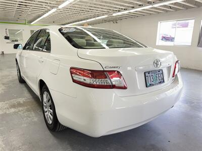2011 Toyota Camry LE ONE OWNER LOW MILE 58K   - Photo 6 - Portland, OR 97267