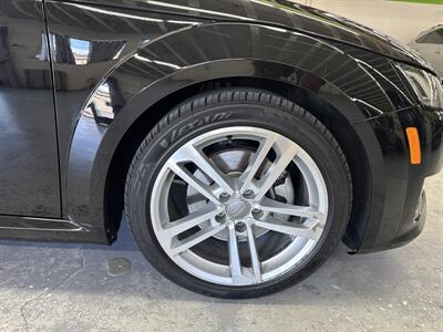 2016 Audi TT 2.0T quattro LOW MILES(39K) 15 SERVICE RECORDS   - Photo 18 - Portland, OR 97267