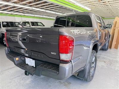 2016 Toyota Tacoma TRD Sport MANUAL LOW MILE 107K   - Photo 4 - Portland, OR 97267
