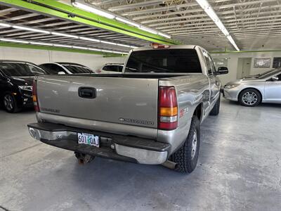 2001 Chevrolet Silverado 1500 LS LOW MILES (GREAT DEAL) - Photo 6 - Portland, OR 97267