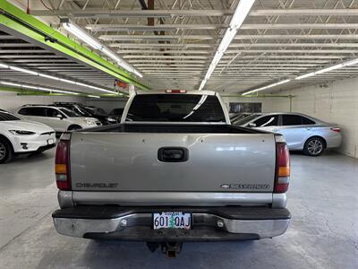 2001 Chevrolet Silverado 1500 LS LOW MILES (GREAT DEAL) - Photo 5 - Portland, OR 97267