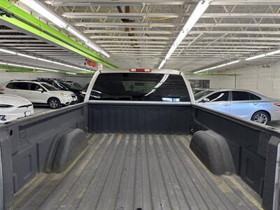 2001 Chevrolet Silverado 1500 LS LOW MILES (GREAT DEAL) - Photo 7 - Portland, OR 97267