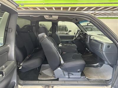 2001 Chevrolet Silverado 1500 LS LOW MILES (GREAT DEAL) - Photo 14 - Portland, OR 97267