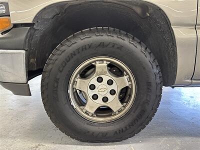 2001 Chevrolet Silverado 1500 LS LOW MILES (GREAT DEAL) - Photo 15 - Portland, OR 97267