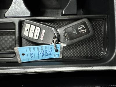 2016 Honda CR-V Touring   - Photo 18 - Portland, OR 97267