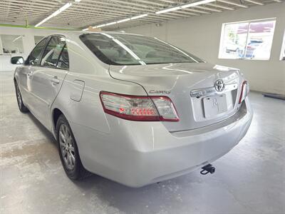 2010 Toyota Camry Hybrid ONE OWNER 29 SERVICE   - Photo 2 - Portland, OR 97267
