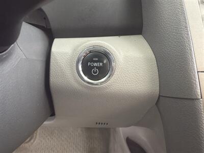 2010 Toyota Camry Hybrid ONE OWNER 29 SERVICE   - Photo 22 - Portland, OR 97267