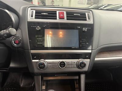2016 Subaru Outback 3.6R Limited V6 LOW MILE 68K   - Photo 18 - Portland, OR 97267