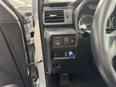 2020 Toyota 4Runner TRD Off-Road (2 OWNERS) - Photo 16 - Portland, OR 97267