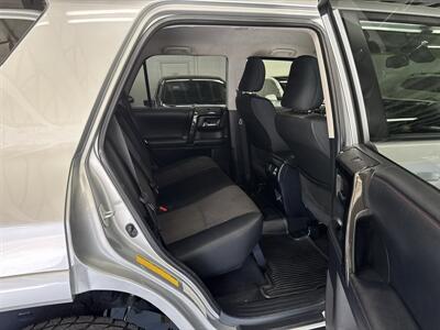 2020 Toyota 4Runner TRD Off-Road (2 OWNERS) - Photo 15 - Portland, OR 97267