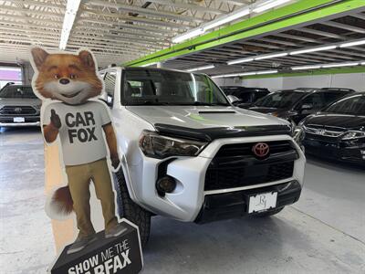 2020 Toyota 4Runner TRD Off-Road (2 OWNERS) - Photo 3 - Portland, OR 97267