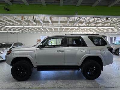 2020 Toyota 4Runner TRD Off-Road (2 OWNERS) - Photo 9 - Portland, OR 97267