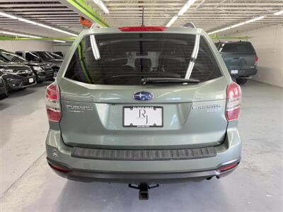 2015 Subaru Forester 2.5i ONE OWNER (29 SERVICE RECORDS) - Photo 5 - Portland, OR 97267