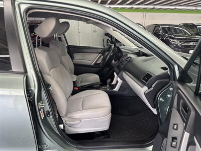 2015 Subaru Forester 2.5i ONE OWNER (29 SERVICE RECORDS) - Photo 13 - Portland, OR 97267