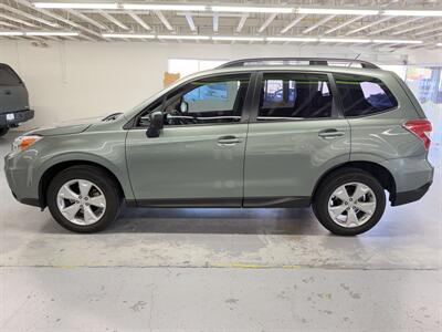 2015 Subaru Forester 2.5i ONE OWNER (29 SERVICE RECORDS) - Photo 8 - Portland, OR 97267