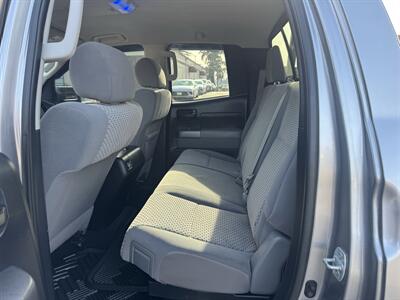 2013 Toyota Tundra Grade 2 OWNERS (21 SERVICE RECORDS) - Photo 12 - Portland, OR 97267