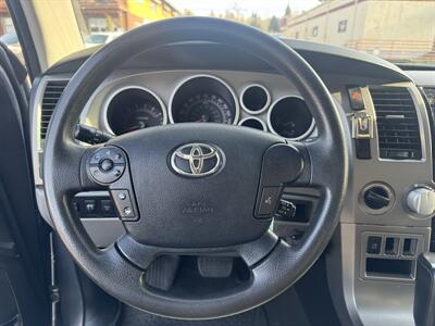 2013 Toyota Tundra Grade 2 OWNERS (21 SERVICE RECORDS) - Photo 14 - Portland, OR 97267