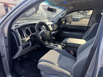 2013 Toyota Tundra Grade 2 OWNERS (21 SERVICE RECORDS) - Photo 11 - Portland, OR 97267