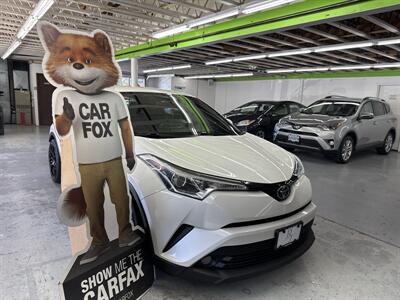 2018 Toyota C-HR XLE Premium (2 OWNERS) 24 SERVICE RECORDS - Photo 3 - Portland, OR 97267