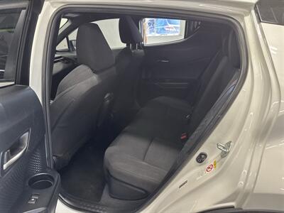 2018 Toyota C-HR XLE Premium (2 OWNERS) 24 SERVICE RECORDS - Photo 14 - Portland, OR 97267