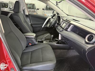 2016 Toyota RAV4 LE TWO OWNERS   - Photo 13 - Portland, OR 97267