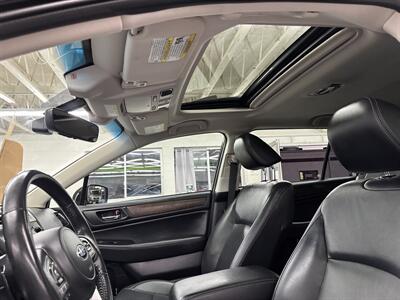 2017 Subaru Outback 2.5i Limited   - Photo 16 - Portland, OR 97267