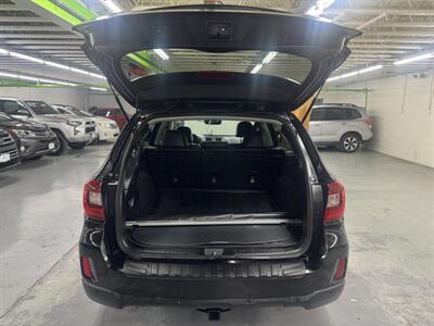 2017 Subaru Outback 2.5i Limited   - Photo 9 - Portland, OR 97267