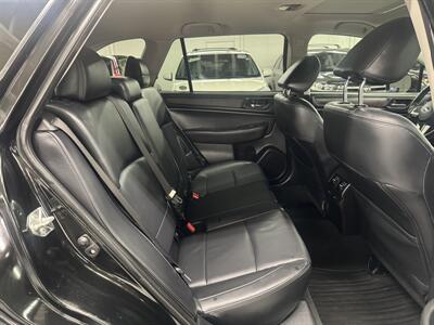 2017 Subaru Outback 2.5i Limited   - Photo 15 - Portland, OR 97267