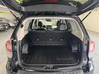 2017 Subaru Forester 2.5i Limited (LOW MILES 65K) 2 OWNERS   - Photo 7 - Portland, OR 97267
