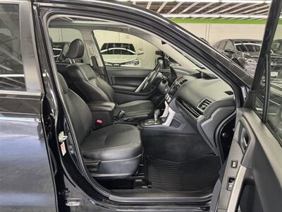 2017 Subaru Forester 2.5i Limited (LOW MILES 65K) 2 OWNERS   - Photo 15 - Portland, OR 97267