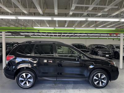 2017 Subaru Forester 2.5i Limited (LOW MILES 65K) 2 OWNERS   - Photo 8 - Portland, OR 97267