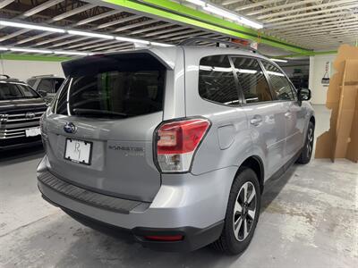 2017 Subaru Forester 2.5i Premium ONE OWNER   - Photo 4 - Portland, OR 97267