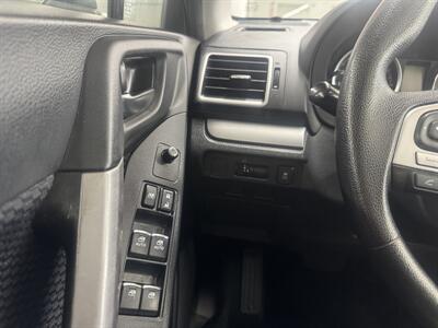2017 Subaru Forester 2.5i Premium ONE OWNER   - Photo 16 - Portland, OR 97267