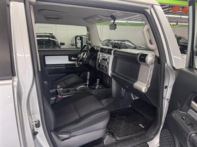 2008 Toyota FJ Cruiser MINT CONDITION   - Photo 14 - Portland, OR 97267