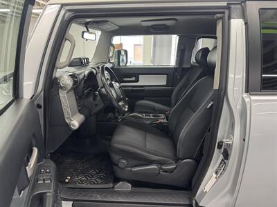 2008 Toyota FJ Cruiser MINT CONDITION   - Photo 12 - Portland, OR 97267