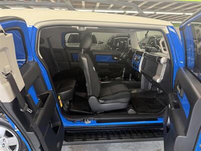 2007 Toyota FJ Cruiser LOW MILE 98K MINT CONDITION   - Photo 12 - Portland, OR 97267