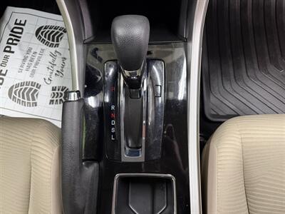 2017 Honda Accord LX w/Honda Sensing ONE OWNER   - Photo 13 - Portland, OR 97267