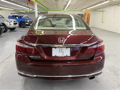 2017 Honda Accord LX w/Honda Sensing ONE OWNER   - Photo 5 - Portland, OR 97267