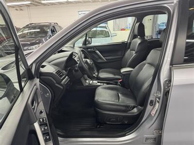 2015 Subaru Forester 2.5i Limited (2 OWNERS) - Photo 12 - Portland, OR 97267