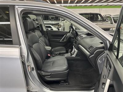 2015 Subaru Forester 2.5i Limited (2 OWNERS) - Photo 14 - Portland, OR 97267