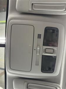 2015 Subaru Forester 2.5i Limited (2 OWNERS) - Photo 16 - Portland, OR 97267