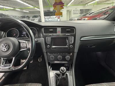2015 Volkswagen Golf GTI S LOW MILES MANUAL - Photo 10 - Portland, OR 97267