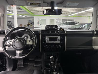 2014 Toyota FJ Cruiser RR DIFF RUST FREE - Photo 9 - Portland, OR 97267